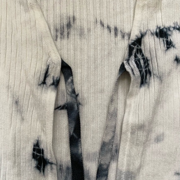 Flyaway Cardigan - Picture 5 of 6